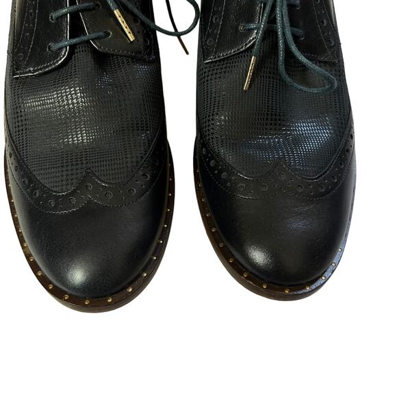 Bocage Carisey Wingtip Oxfords in Marine - Picture 5 of 13